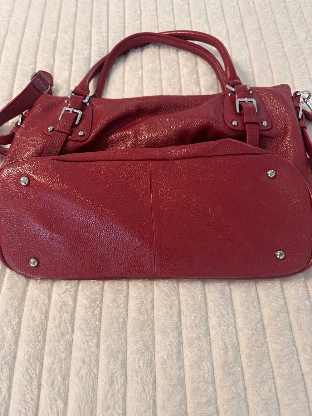 HESHE Pebble Genuine Leather Red Handbag with Top Handles and Strap - Picture 5 of 11